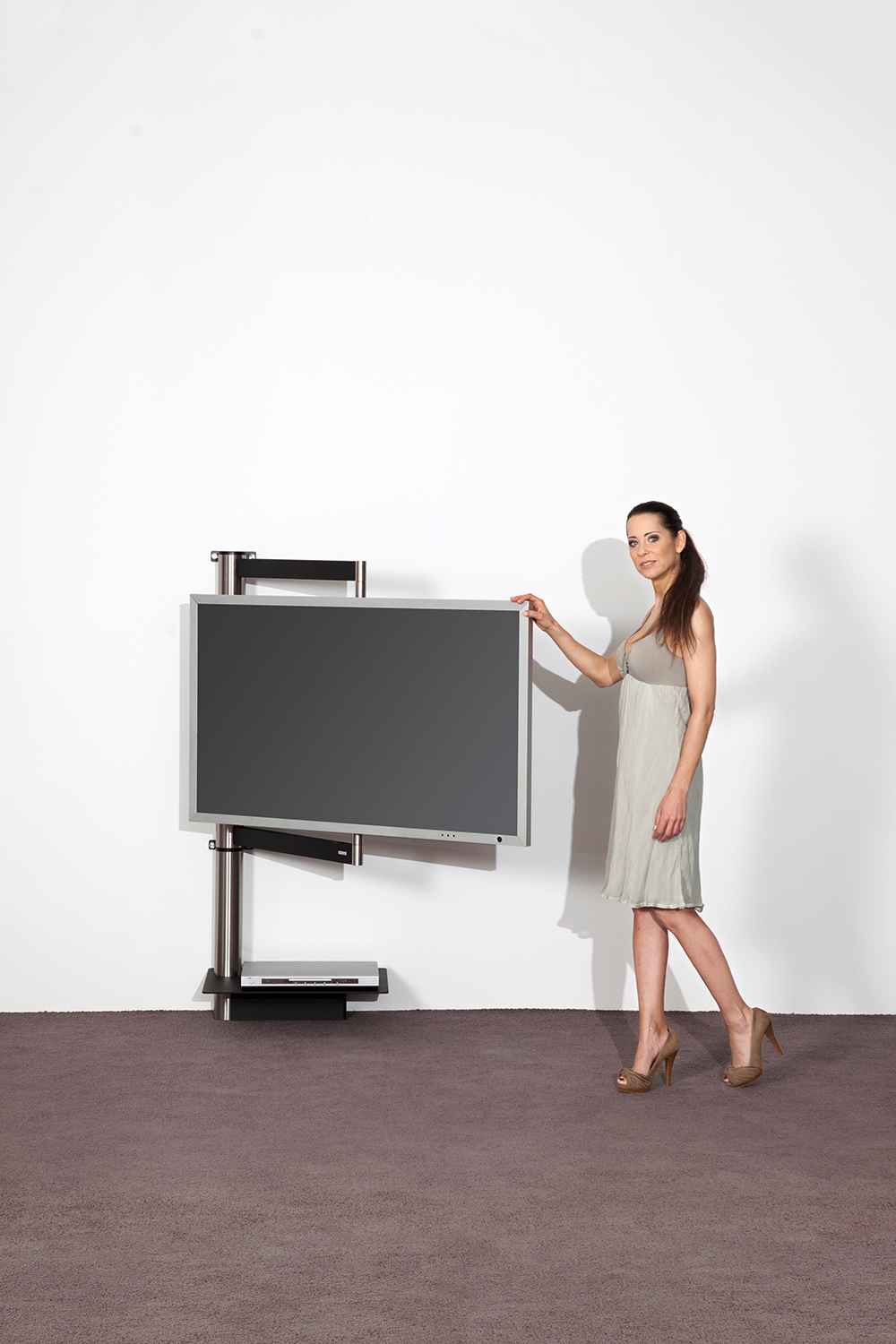 wissmann-112 Fernsehhalterung TV Wandhalterung Design schwarz drehbar schwenkbar ausziehbar