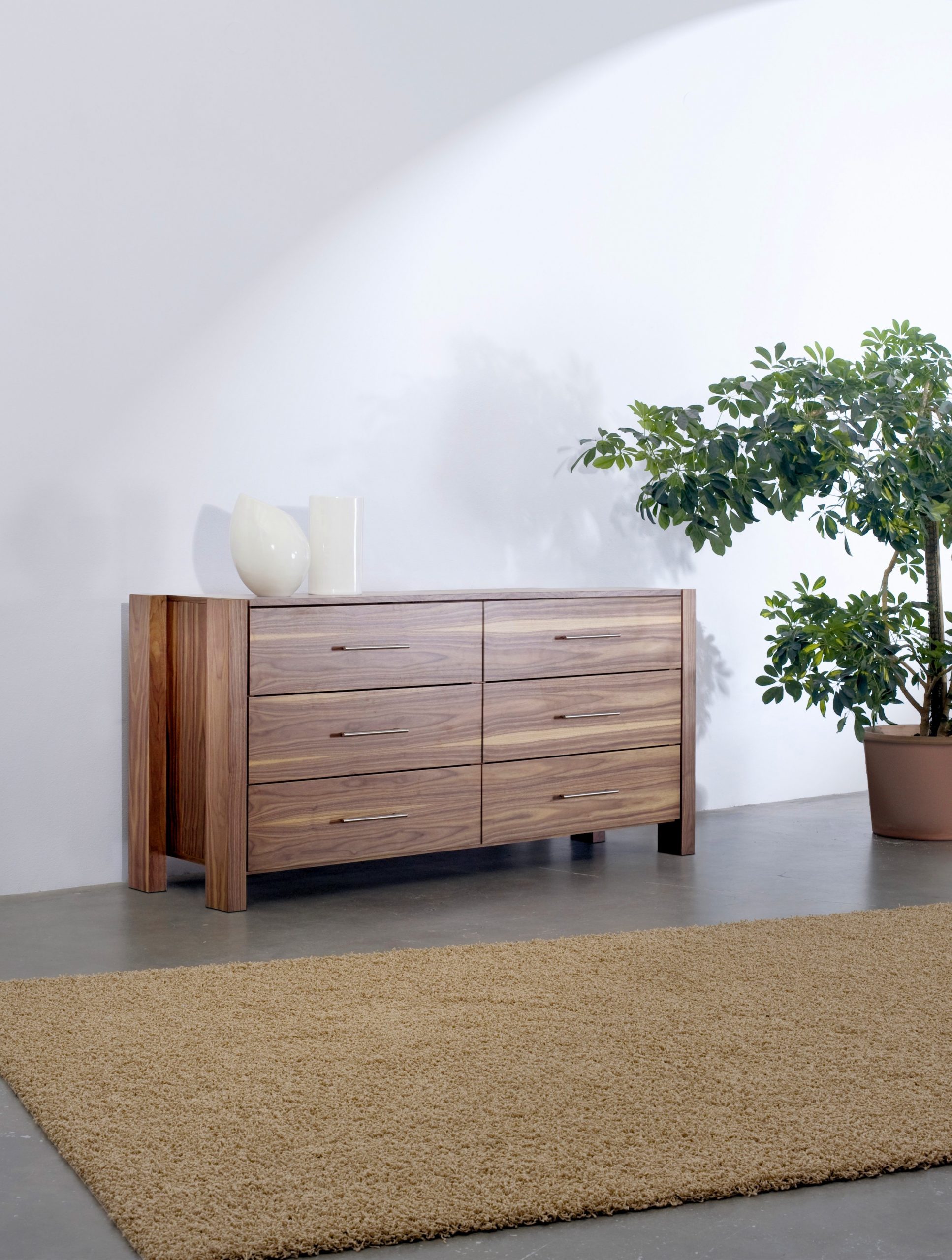 wissmann-340-1-Kommode-scaled-1