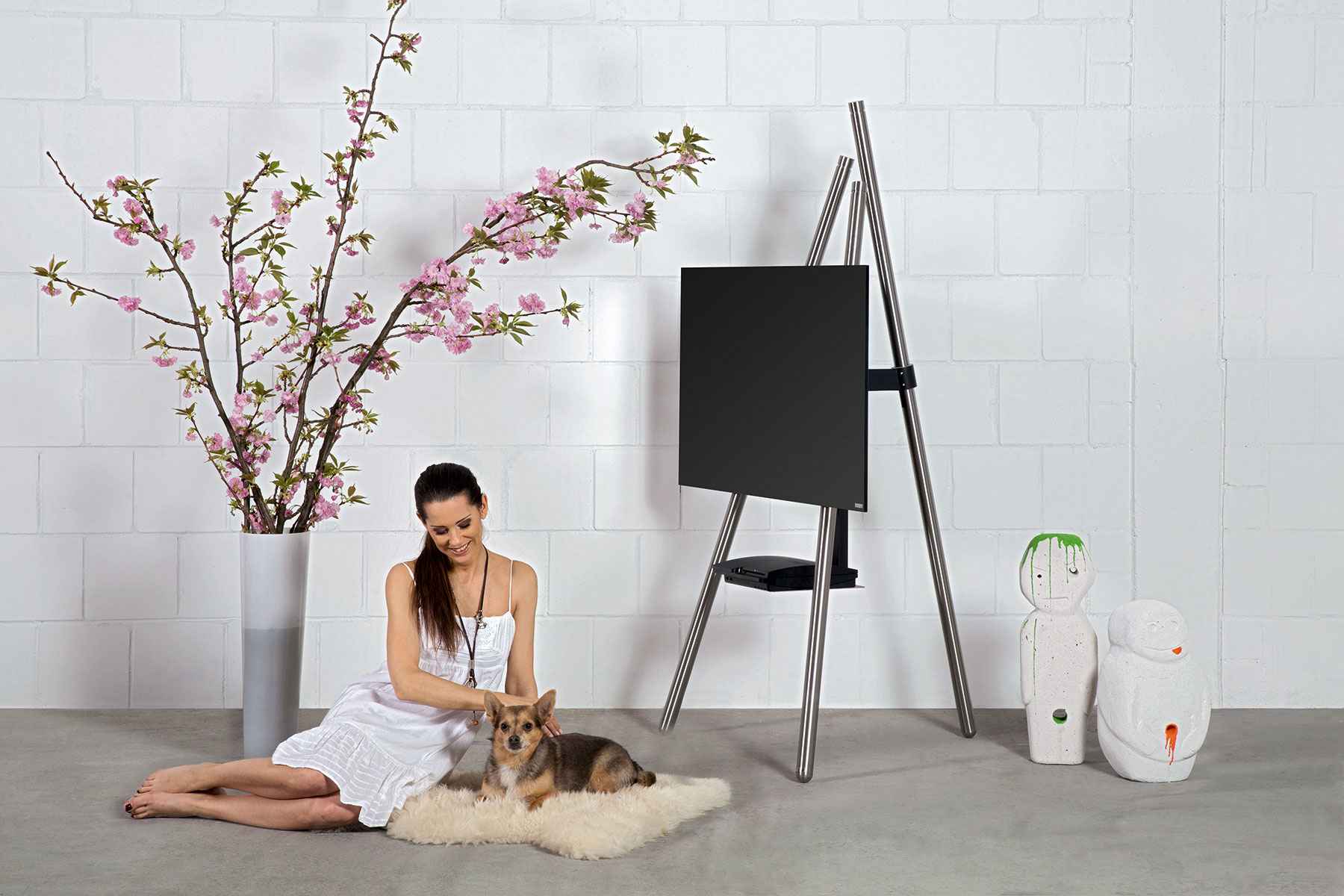 wissmann-130 bester tv ständer luxus design edelstahl staffelei tripod