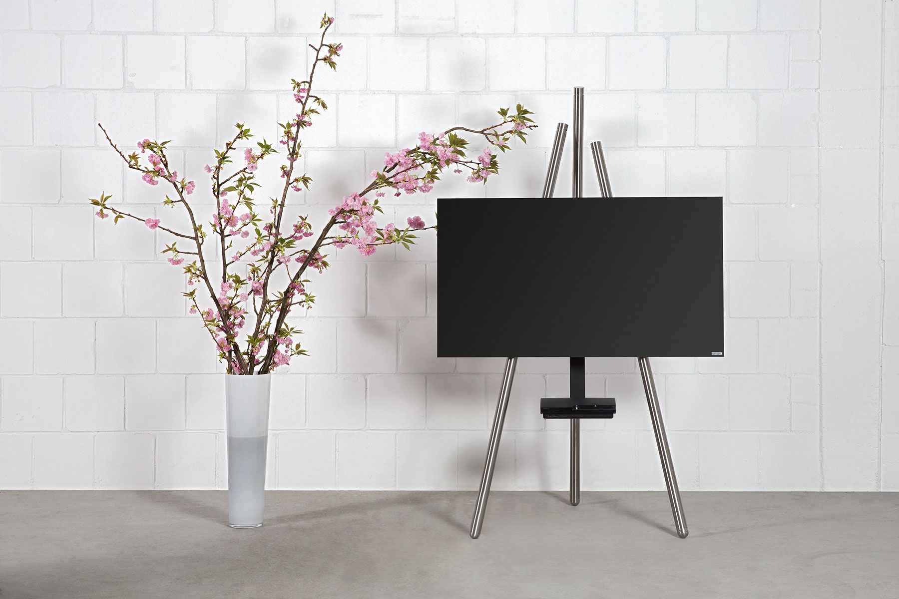 wissmann-130 bester tv ständer luxus design edelstahl staffelei tripod